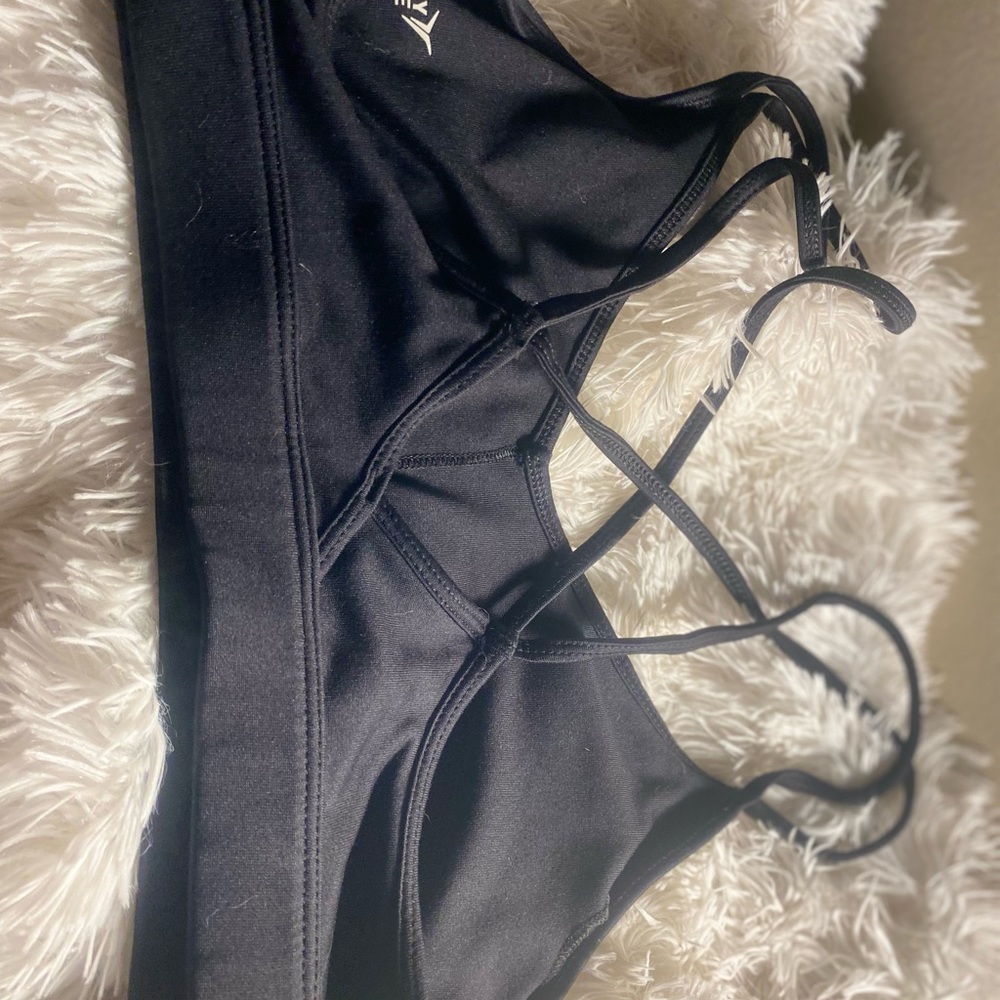 Old Navy active sports bra - Picture 3 of 6